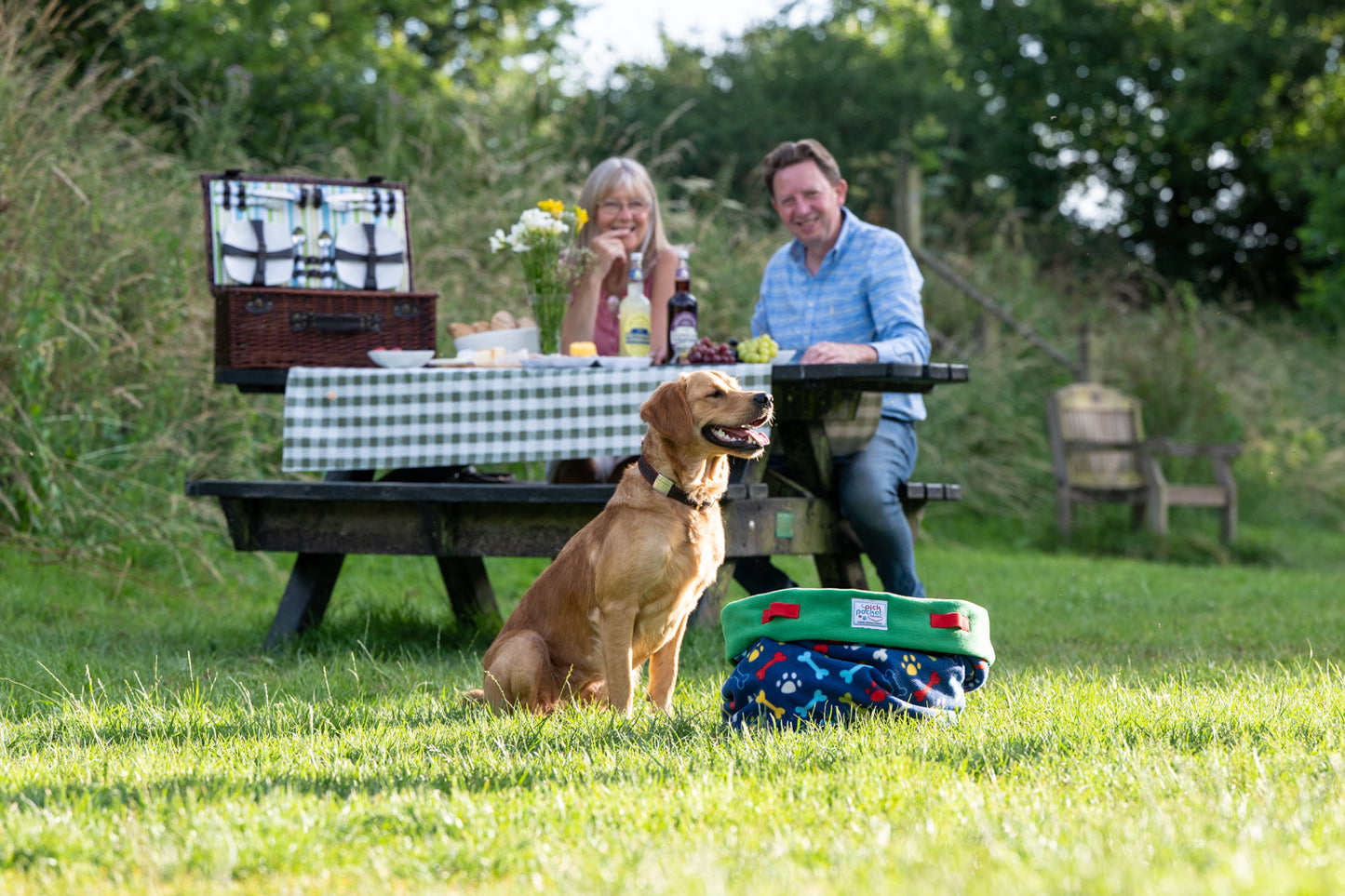 PickPocket Picnic Bundle: Picnic bag, Caterpillar & 3 Pouch set